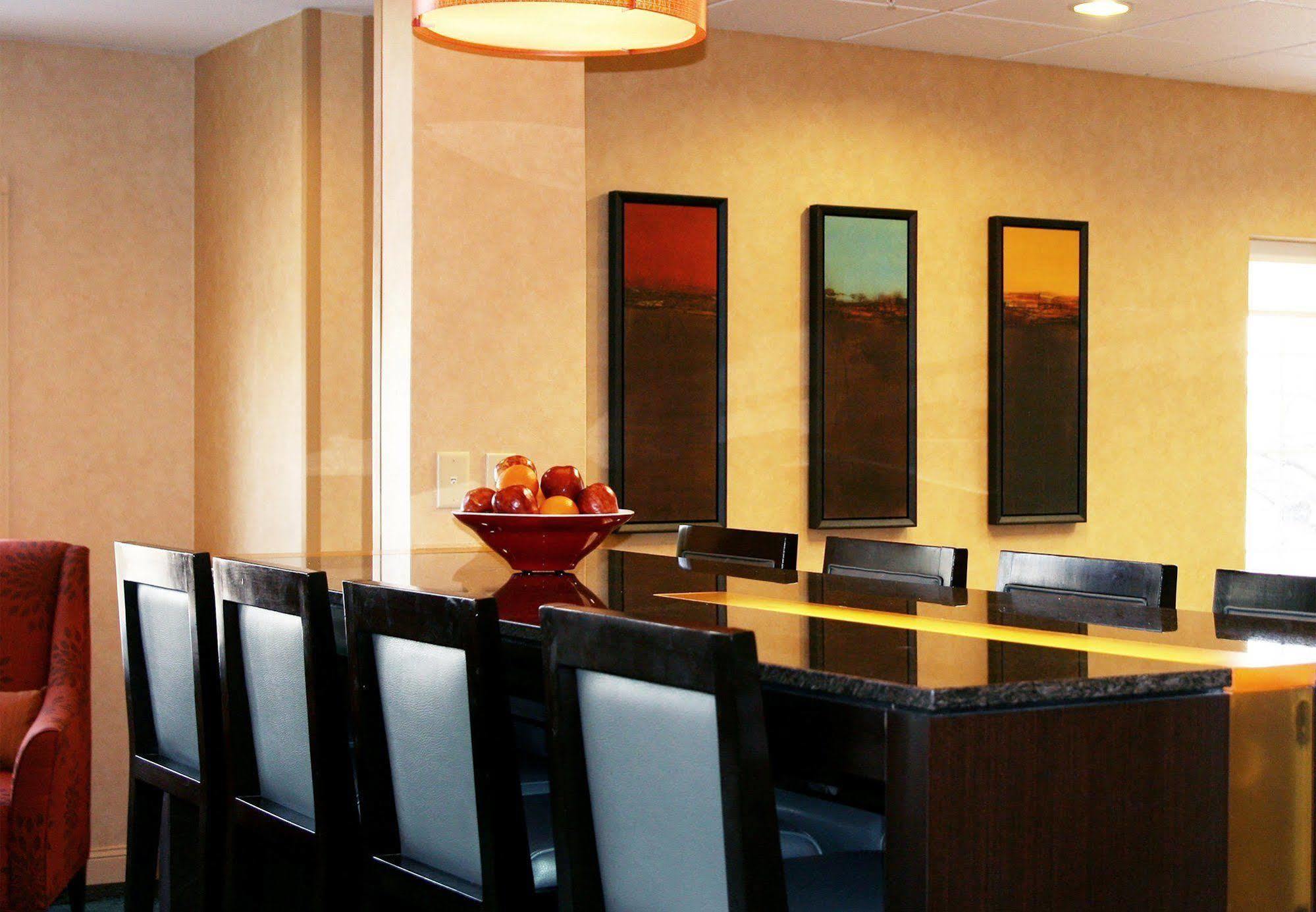 Residence Inn by Marriott Buffalo - Galleria Mall Cheektowaga Ristorante foto